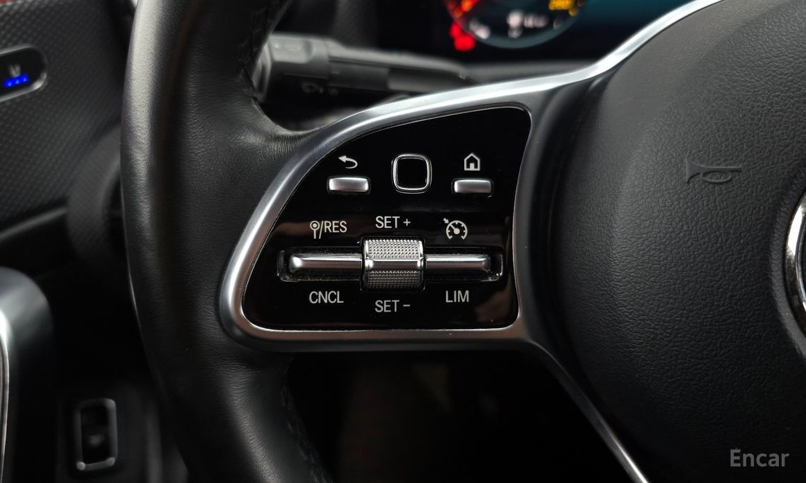 2021 Mercedes-Benz A-Класс IV (W177) A220 Sedan с пробегом 61 212 км