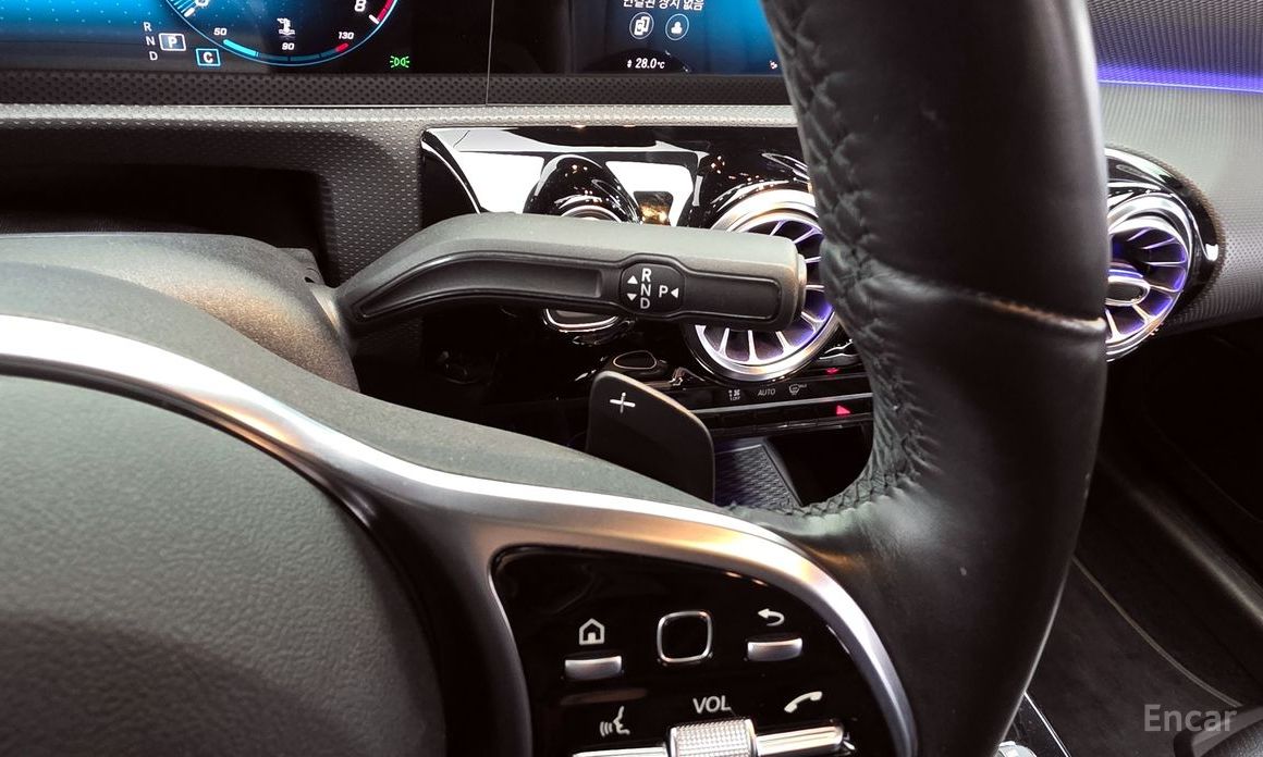 2021 Mercedes-Benz A-Класс IV (W177) A220 Sedan с пробегом 57 901 км
