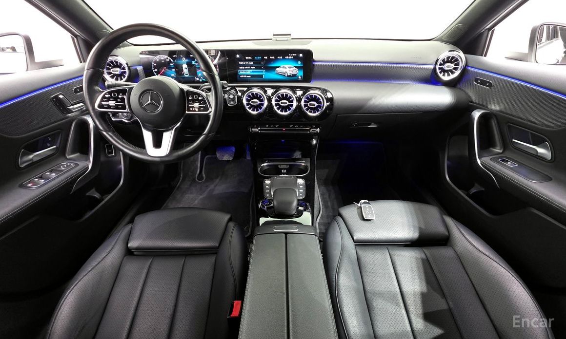 2021 Mercedes-Benz A-Класс IV (W177) A220 Sedan с пробегом 57 901 км