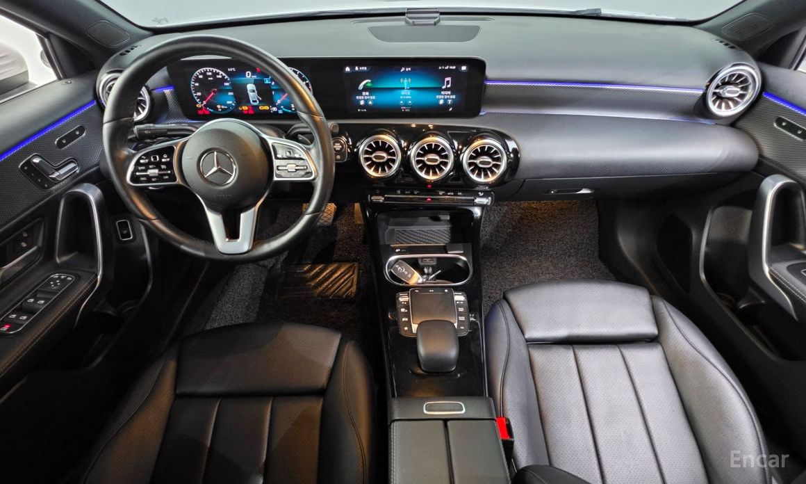 2021 Mercedes-Benz A-Класс IV (W177) A220 Sedan с пробегом 41 800 км