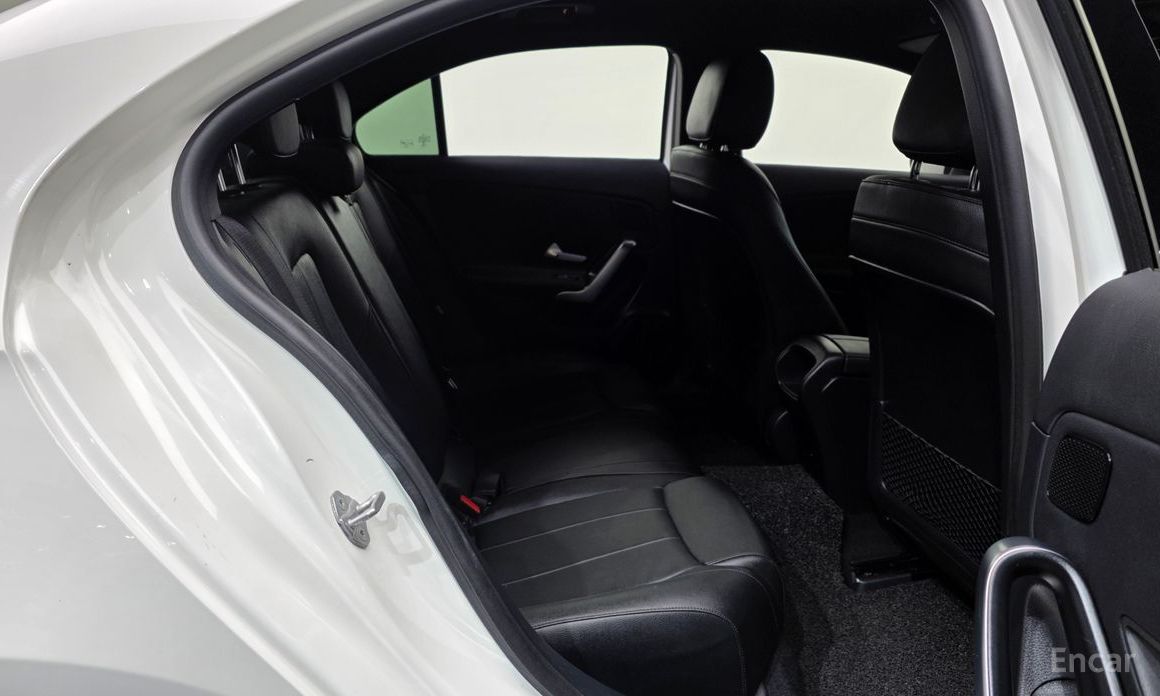 2021 Mercedes-Benz A-Класс IV (W177) A220 Sedan с пробегом 41 800 км