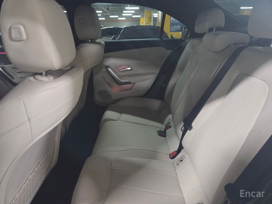 2021 Mercedes-Benz A-Класс IV (W177) A220 Sedan с пробегом 52 090 км
