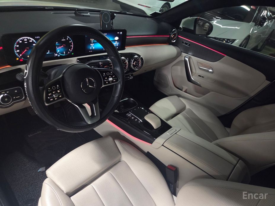 2021 Mercedes-Benz A-Класс IV (W177) A220 Sedan с пробегом 52 090 км