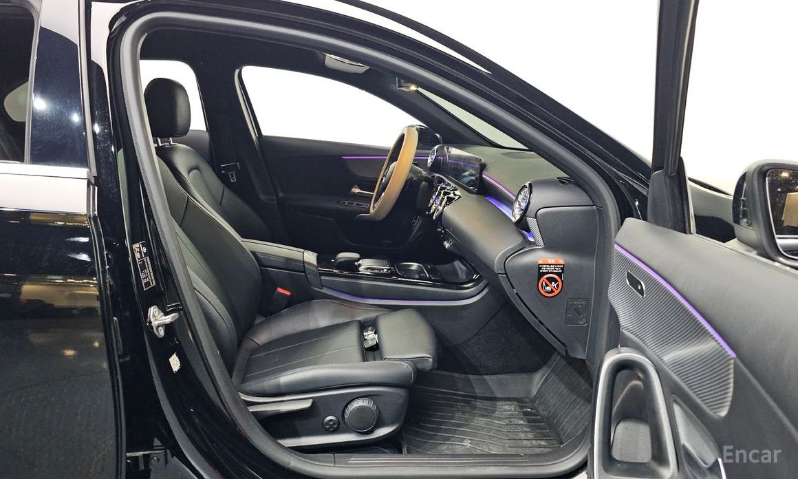 2021 Mercedes-Benz A-Класс IV (W177) A200d Sedan с пробегом 52 836 км