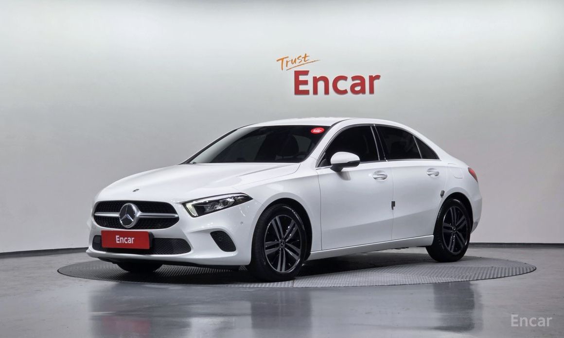 2021 Mercedes-Benz A-Класс IV (W177) A220 Sedan с пробегом 41 800 км