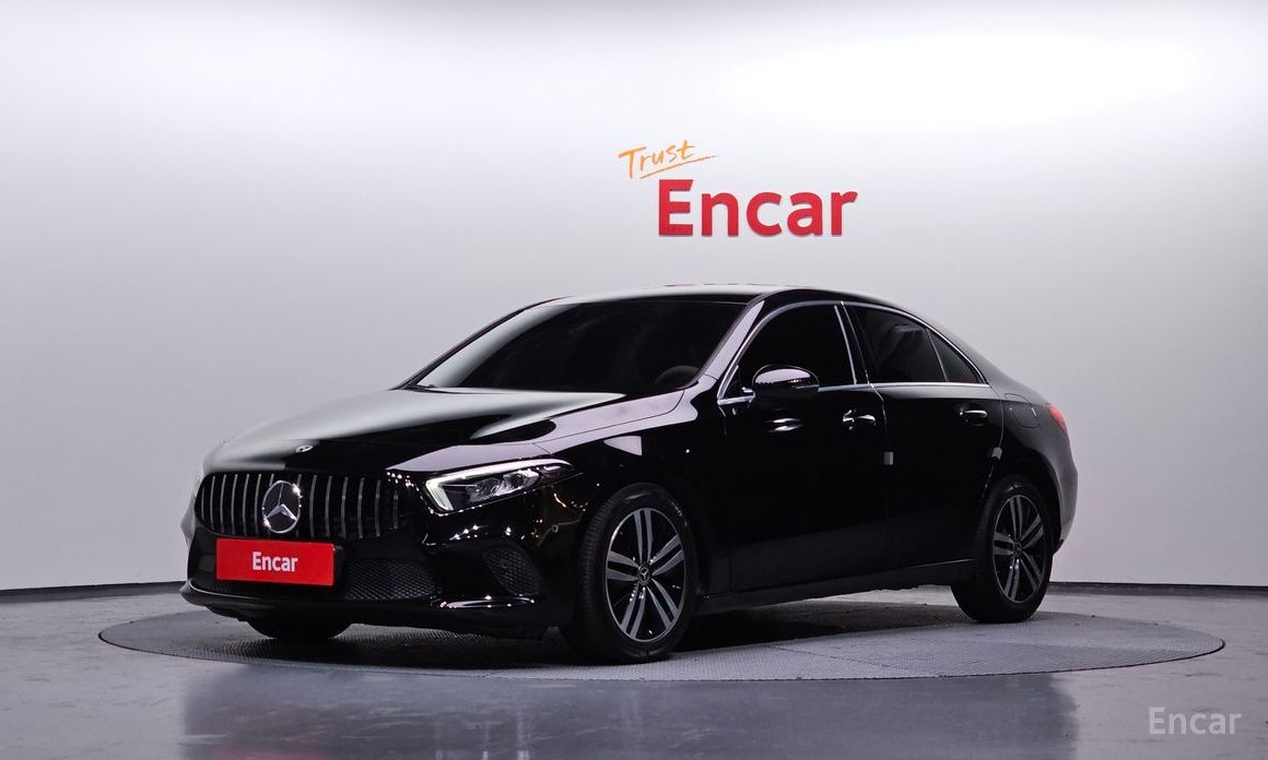 2021 Mercedes-Benz A-Класс IV (W177) A200d Sedan с пробегом 52 836 км