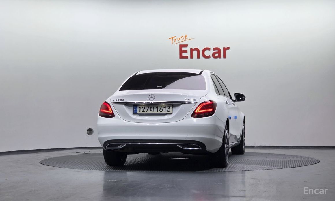 2021 Mercedes-Benz C-Класс IV (W205) Рестайлинг C220 d 4MATIC с пробегом 51 858 км