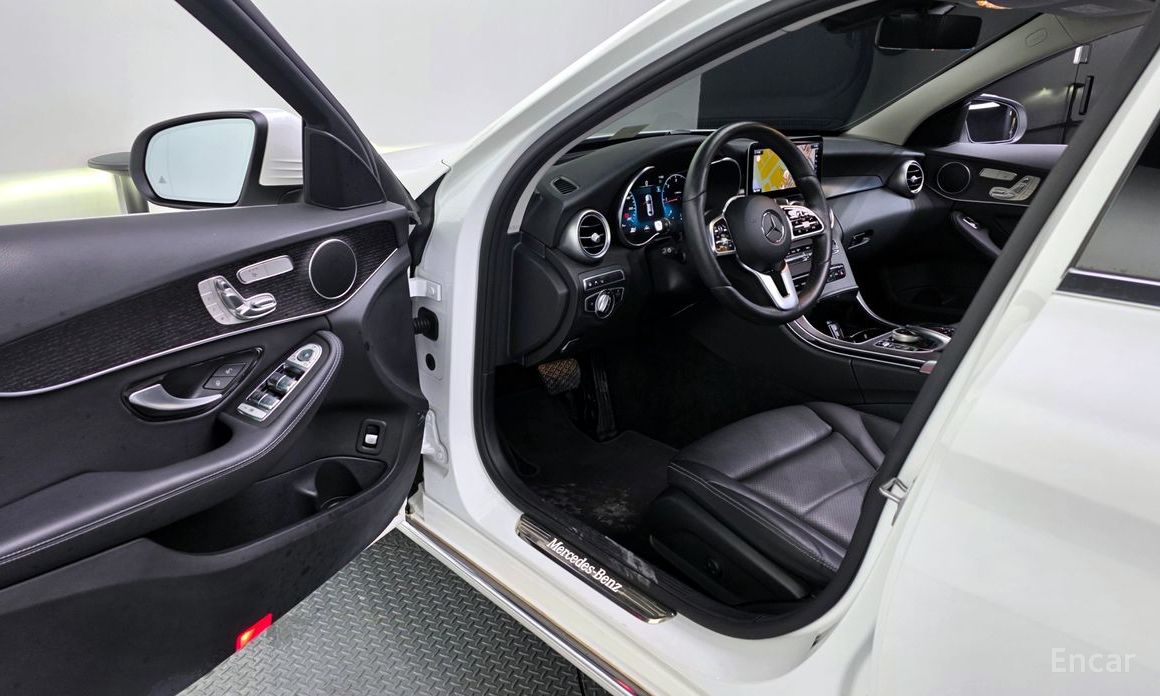 2021 Mercedes-Benz C-Класс IV (W205) Рестайлинг C220 d 4MATIC с пробегом 51 858 км