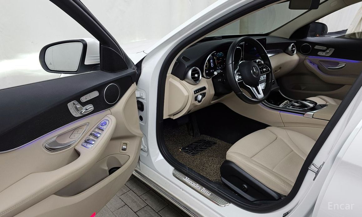 2021 Mercedes-Benz C-Класс IV (W205) Рестайлинг C220 d 4MATIC с пробегом 43 819 км