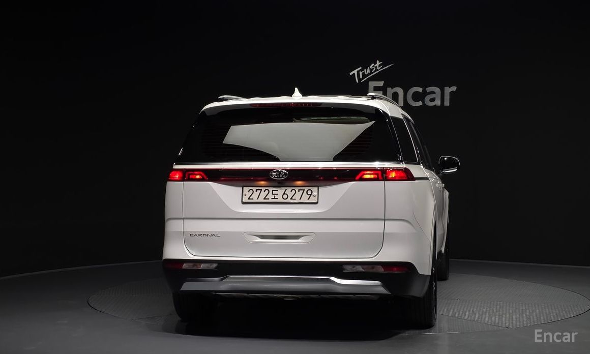 2021 Kia Carnival IV 9-Seater Noblesse с пробегом 50 727 км