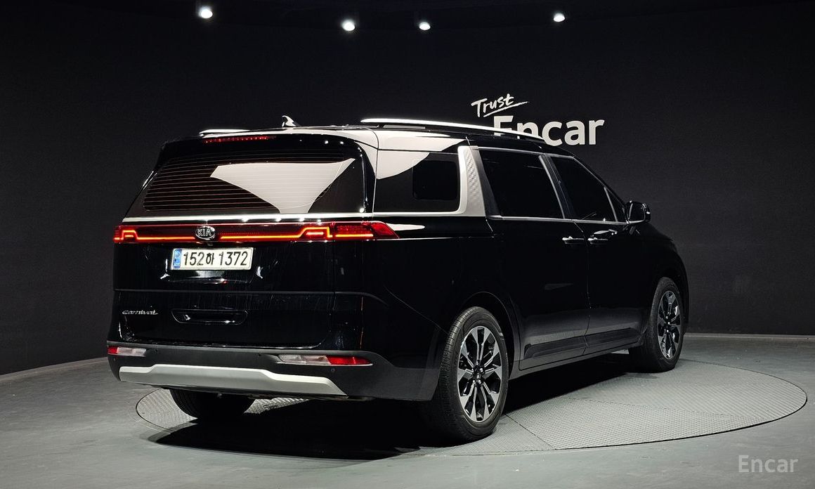 2021 Kia Carnival IV 9-Seater Prestige с пробегом 55 182 км