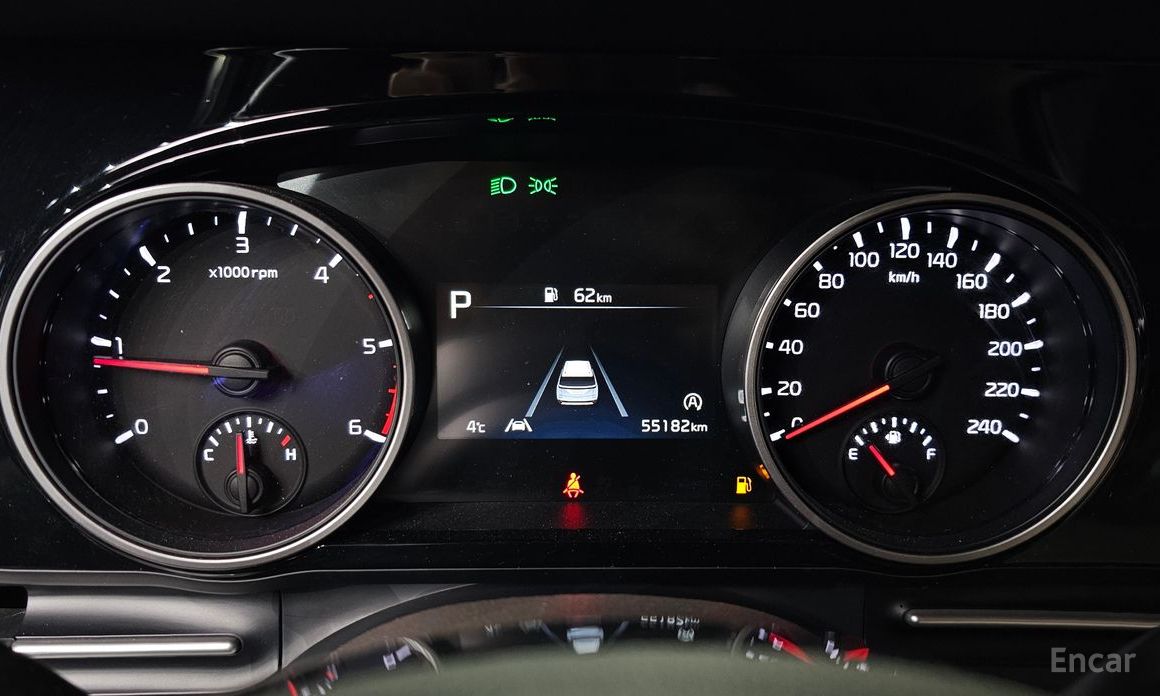 2021 Kia Carnival IV 9-Seater Prestige с пробегом 55 182 км