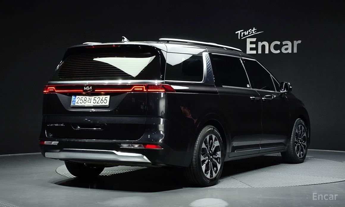 2021 Kia Carnival IV 9-Seater Noblesse с пробегом 50 388 км