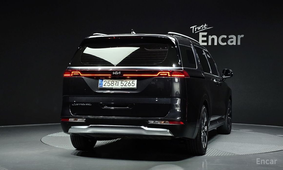 2021 Kia Carnival IV 9-Seater Noblesse с пробегом 50 388 км