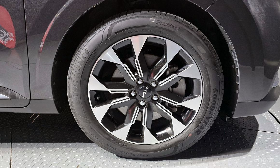 2021 Kia Carnival IV 9-Seater Noblesse с пробегом 50 388 км
