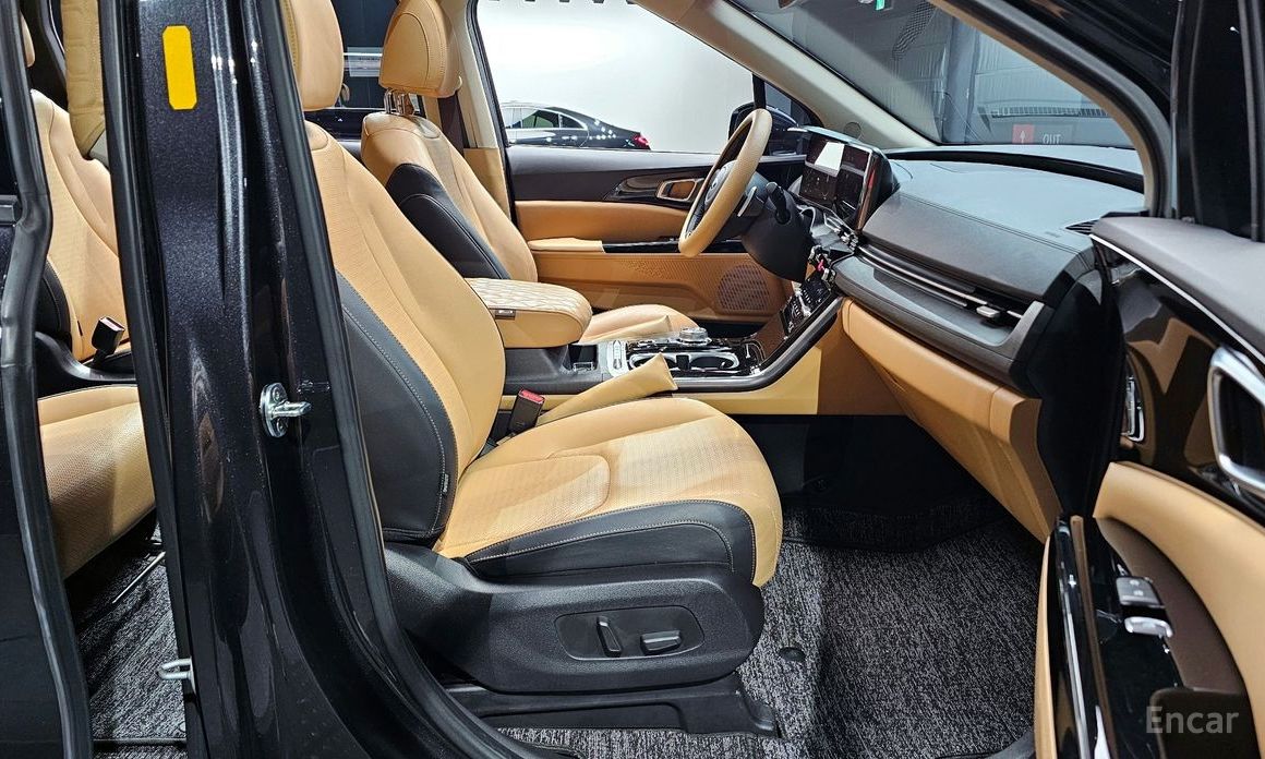 2021 Kia Carnival IV 9-Seater Noblesse с пробегом 50 388 км