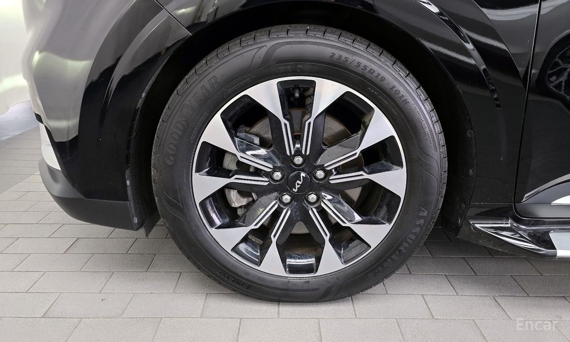 2022 Kia Carnival IV 7-Seater Signature с пробегом 53 118 км