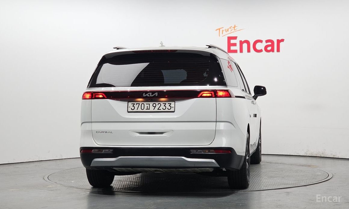2022 Kia Carnival IV 9-Seater Prestige с пробегом 58 729 км