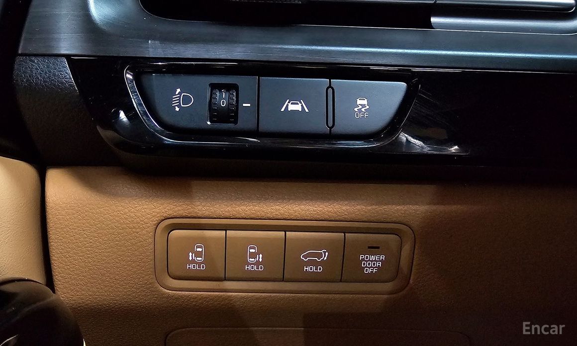 2021 Kia Carnival IV 9-Seater Noblesse с пробегом 50 388 км
