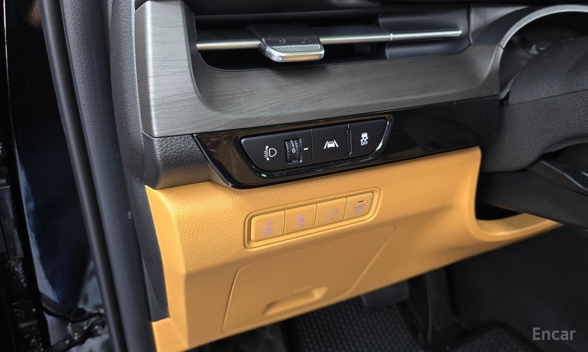 2022 Kia Carnival IV 7-Seater Signature с пробегом 53 118 км