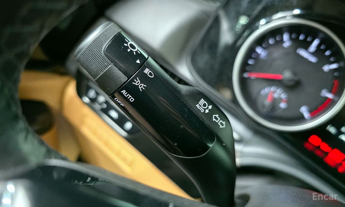 2022 Kia Carnival IV 9-Seater Prestige с пробегом 50 754 км