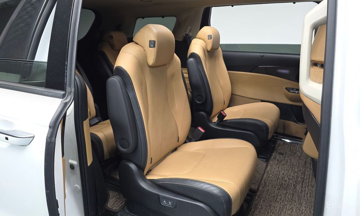 2021 Kia Carnival IV 9-Seater Signature с пробегом 59 170 км