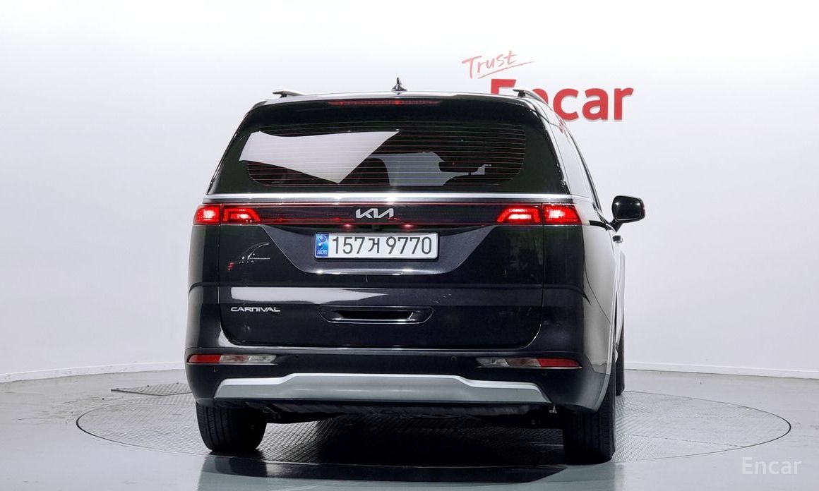 2021 Kia Carnival IV 9-Seater Prestige с пробегом 55 235 км