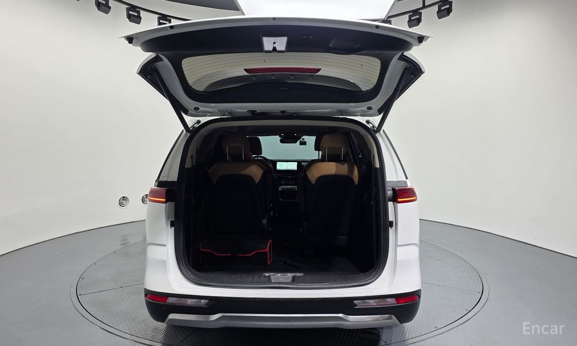 2022 Kia Carnival IV 9-Seater Noblesse с пробегом 55 062 км