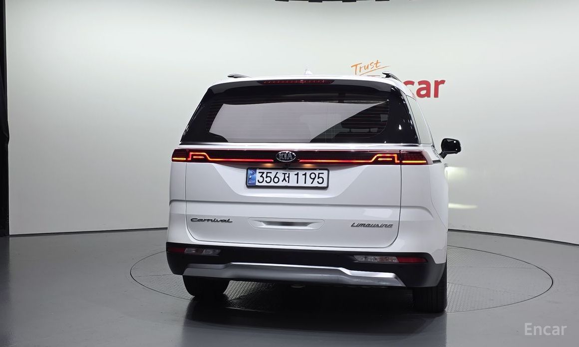 2021 Kia Carnival IV 7-Seater Signature с пробегом 57 035 км