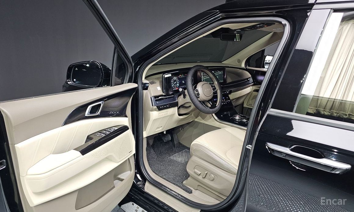 2022 Kia Carnival IV 9-Seater Hi-Limousine Signature с пробегом 50 394 км