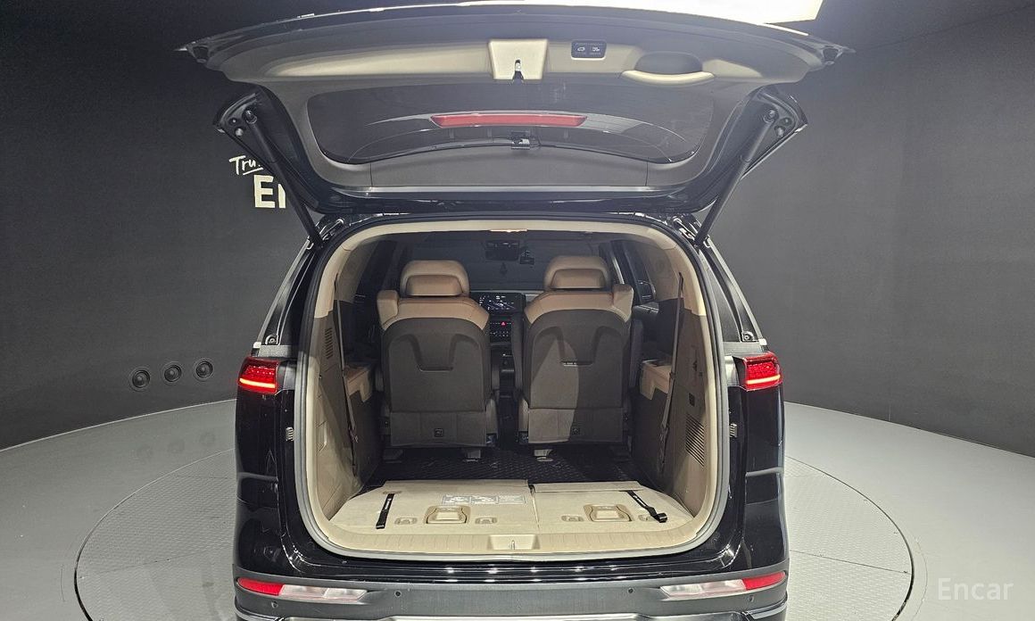 2022 Kia Carnival IV 7-Seater Noblesse с пробегом 53 949 км