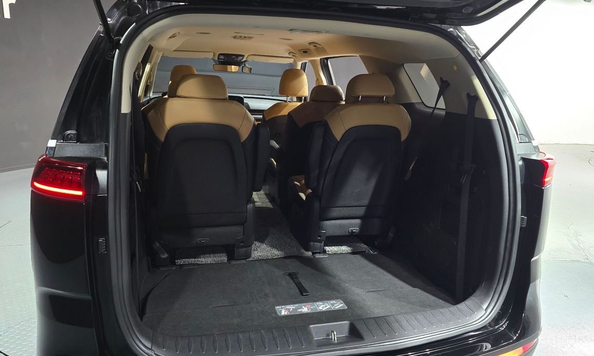 2022 Kia Carnival IV 9-Seater Prestige с пробегом 59 750 км