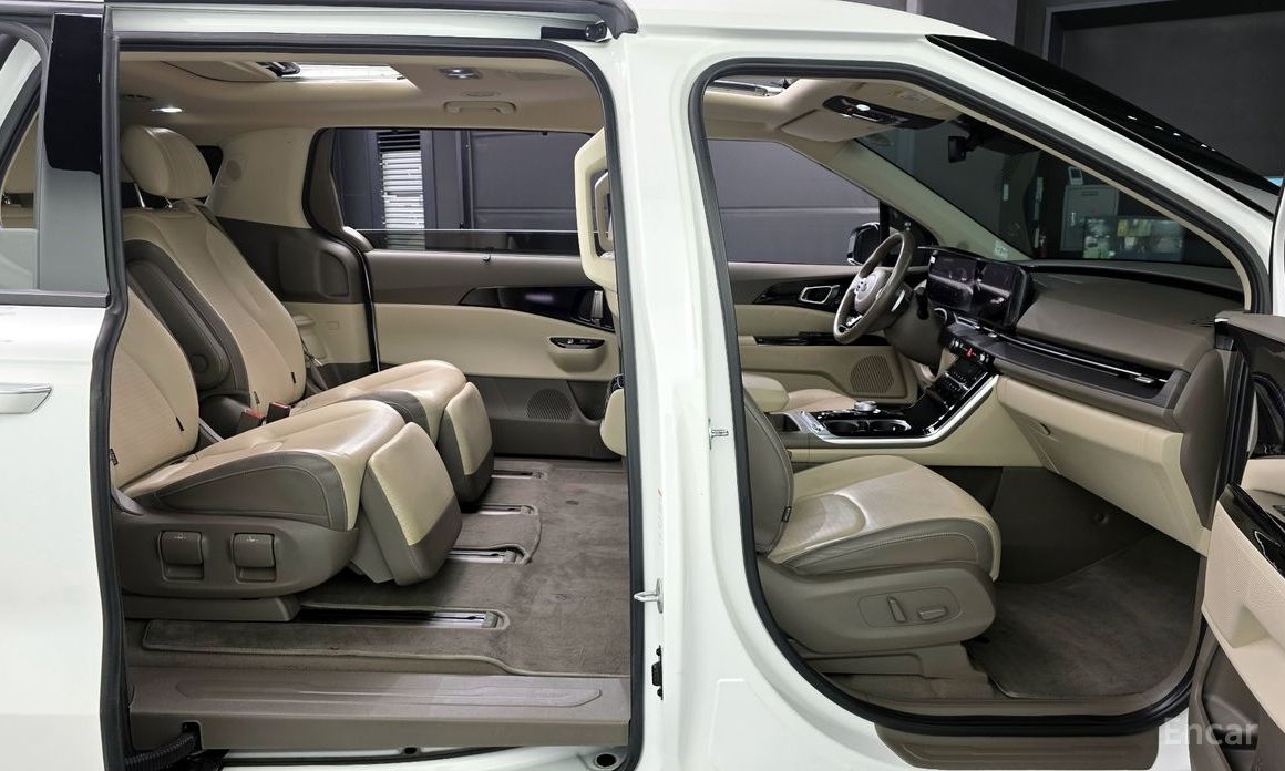 2021 Kia Carnival IV 7-Seater Signature с пробегом 57 035 км