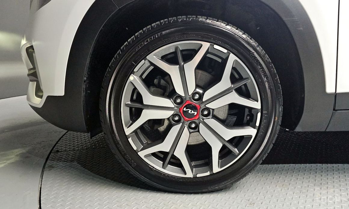 2022 Kia Seltos I Gasoline 1.6 Turbo 2WD Signature с пробегом 63 639 км