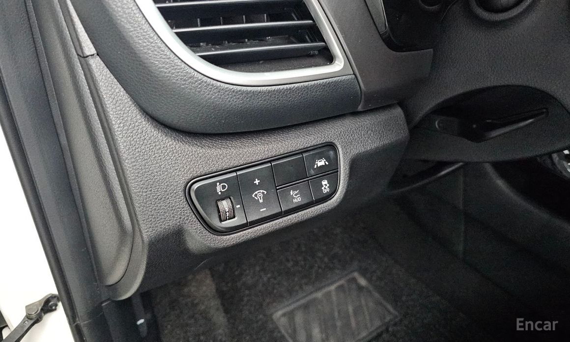 2021 Kia Seltos I Gasoline 1.6 Turbo 2WD Signature с пробегом 45 524 км
