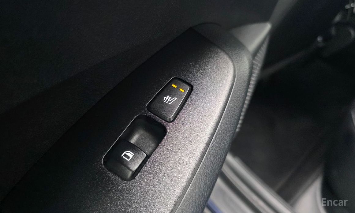 2021 Kia Seltos I Gasoline 1.6 Turbo 2WD Signature с пробегом 79 029 км