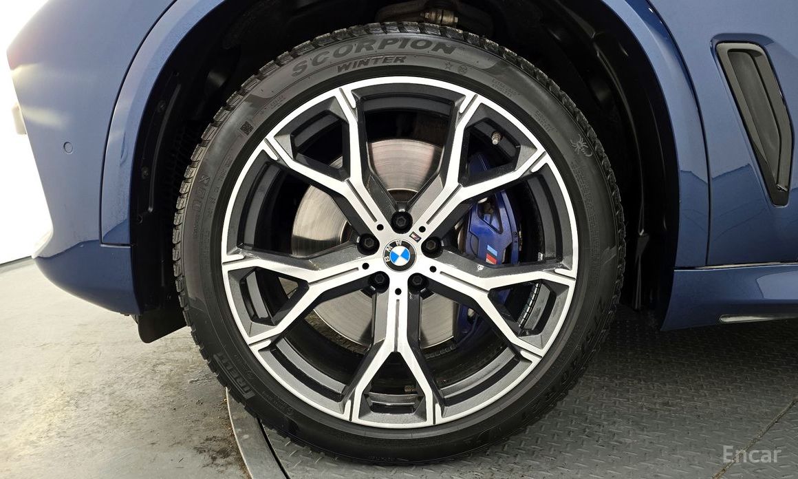 2020 BMW X5 IV (G05/G18) xDrive 40i M Sport с пробегом 70 918 км