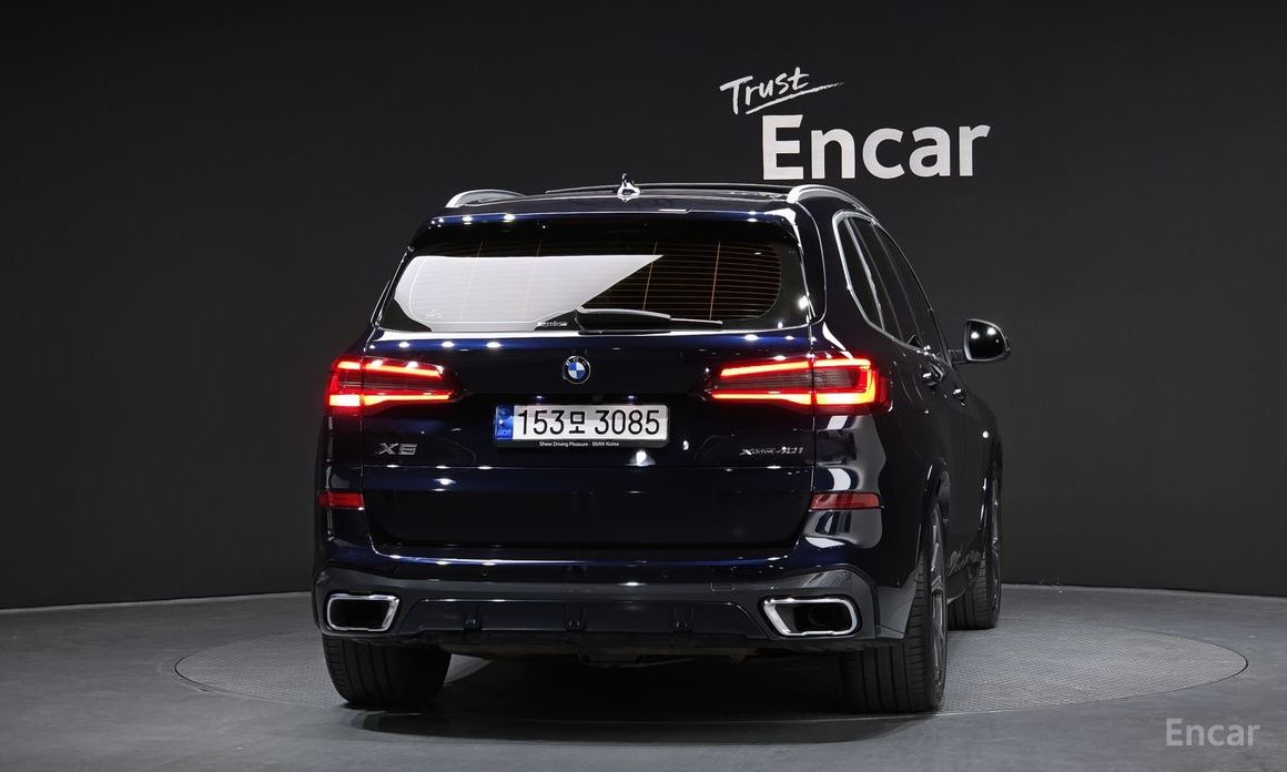 2022 BMW X5 IV (G05/G18) xDrive 40i M Sport с пробегом 89 033 км