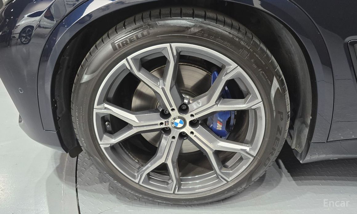 2022 BMW X5 IV (G05/G18) xDrive 40i M Sport с пробегом 89 033 км