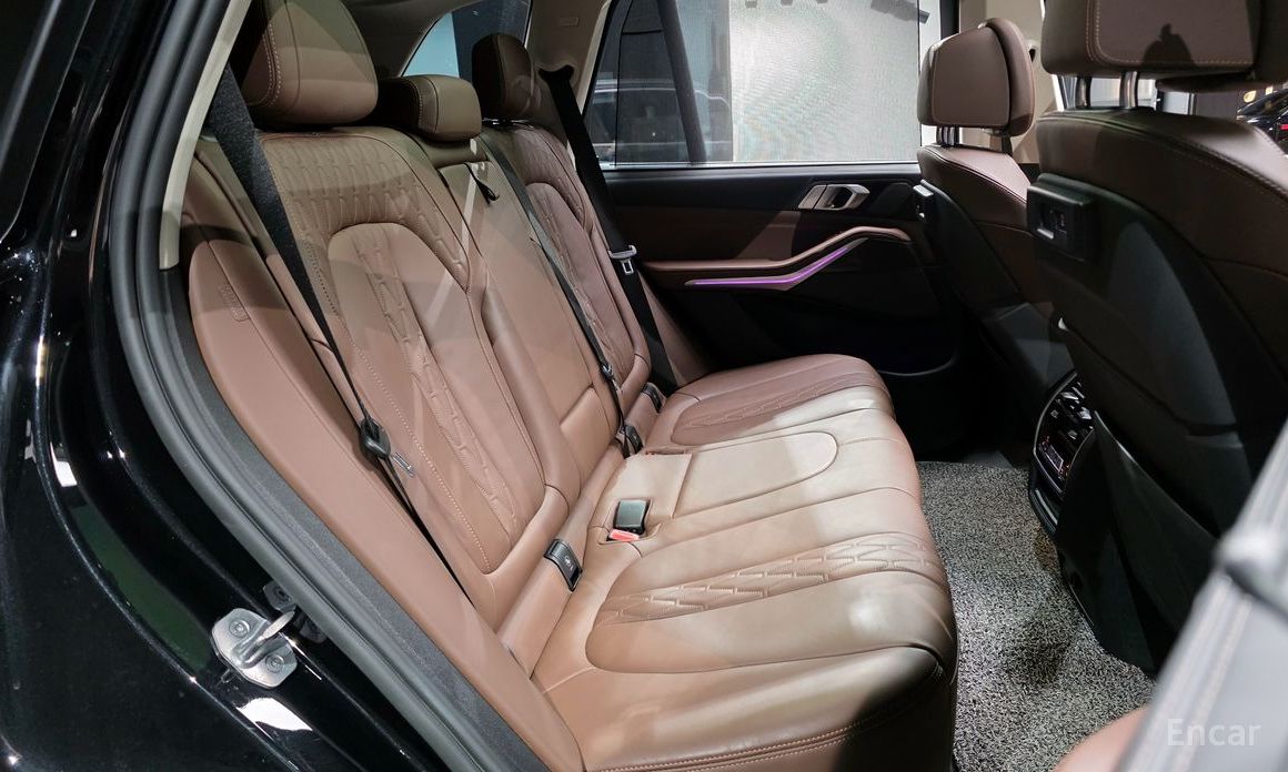 2022 BMW X5 IV (G05/G18) xDrive 45e xLine с пробегом 42 357 км