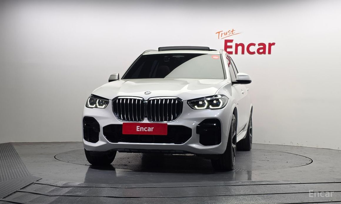 2022 BMW X5 IV (G05/G18) xDrive 40i M Sport с пробегом 51 108 км
