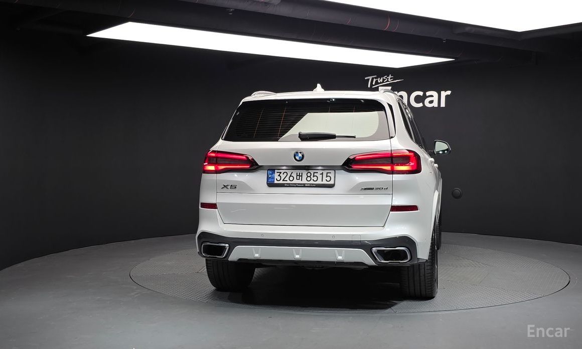 2022 BMW X5 IV (G05/G18) xDrive 30d M Sport с пробегом 42 368 км
