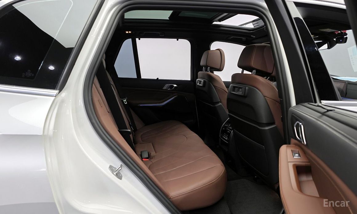 2022 BMW X5 IV (G05/G18) xDrive 40i M Sport с пробегом 51 108 км