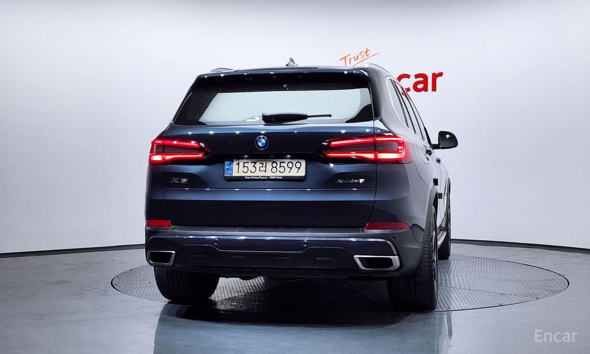 2022 BMW X5 IV (G05/G18) xDrive 30d xLine с пробегом 113 009 км