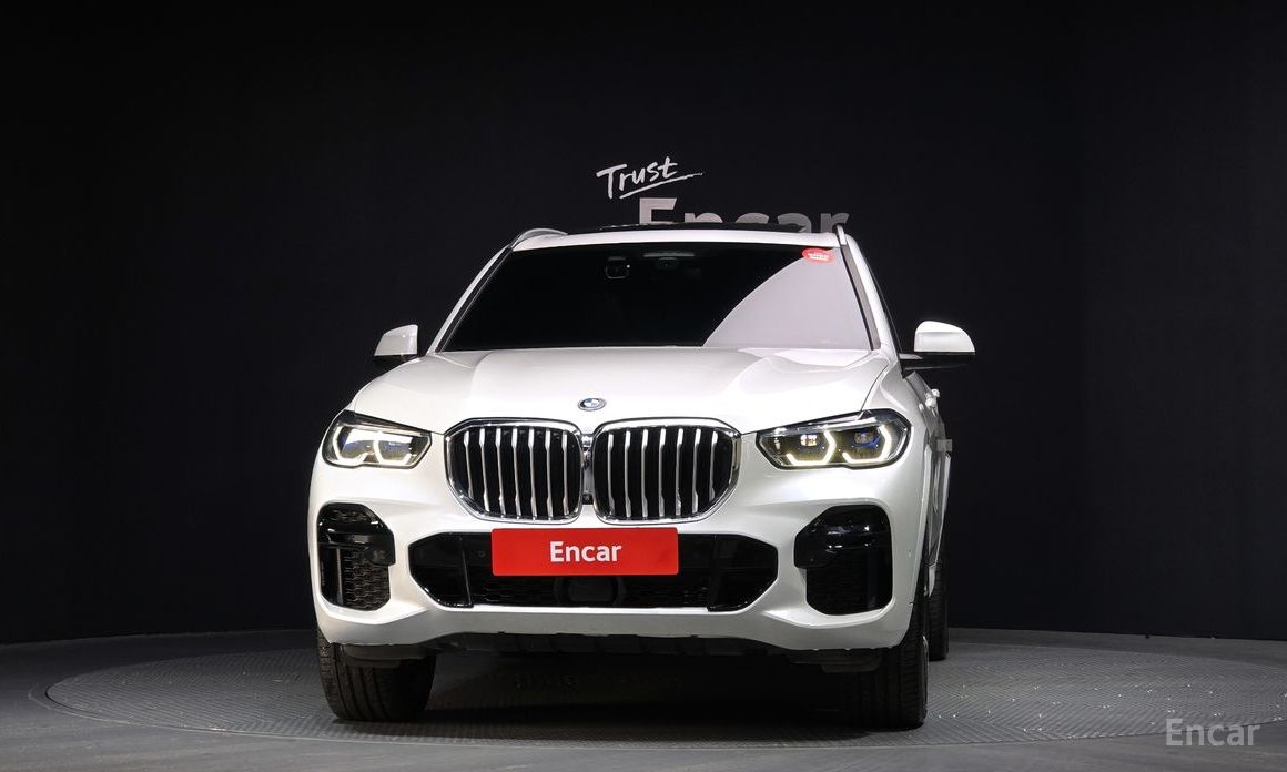 2022 BMW X5 IV (G05/G18) xDrive 45e M Sport с пробегом 100 084 км
