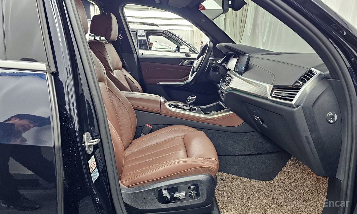 2022 BMW X5 IV (G05/G18) xDrive 40i M Sport с пробегом 56 269 км