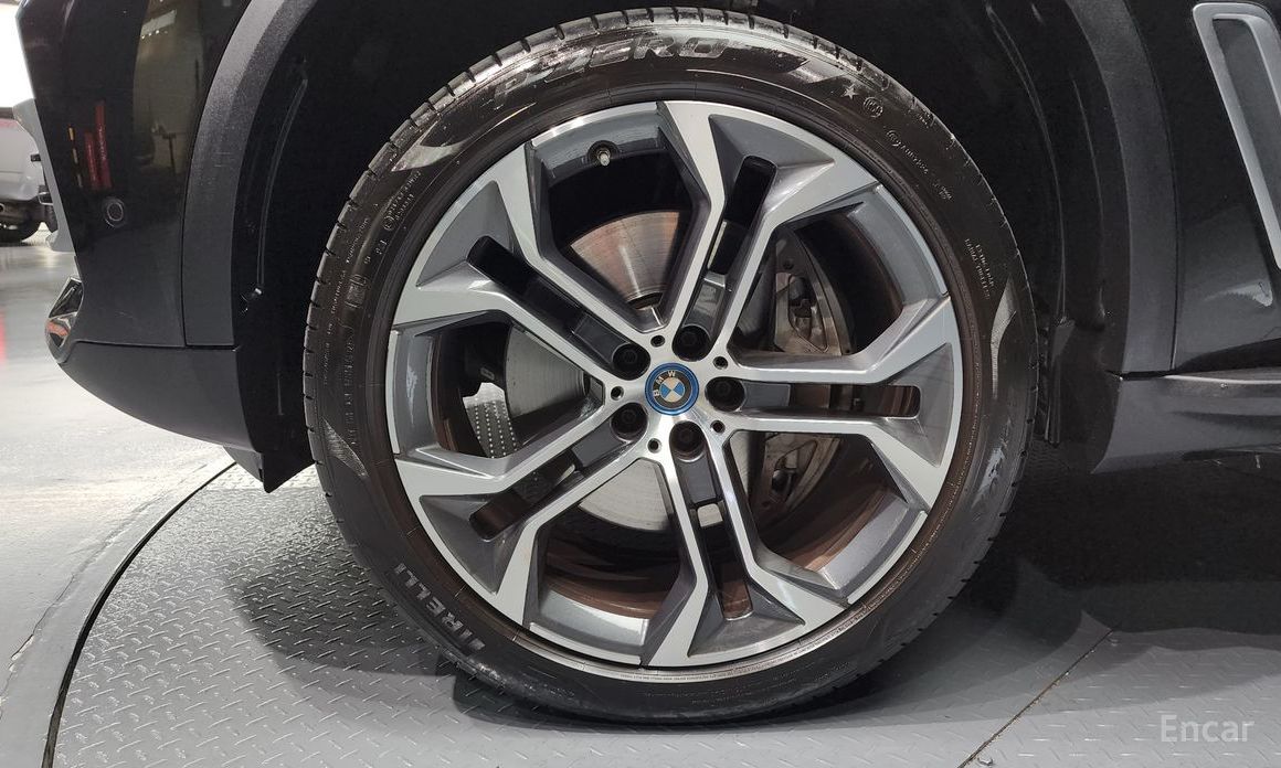 2022 BMW X5 IV (G05/G18) xDrive 45e xLine с пробегом 66 474 км