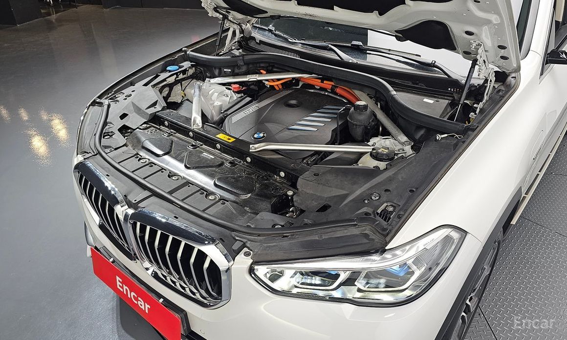 2022 BMW X5 IV (G05/G18) xDrive 45e xLine с пробегом 70 757 км