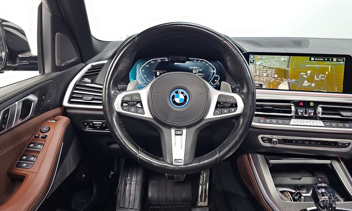 2021 BMW X5 IV (G05/G18) xDrive 45e M Sport с пробегом 104 249 км