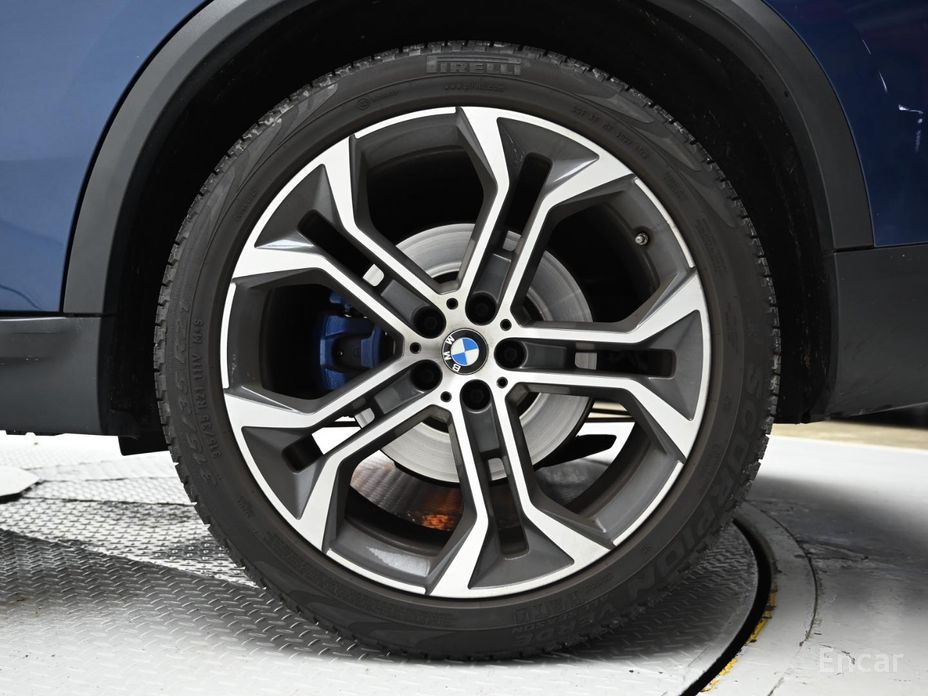 2021 BMW X5 IV (G05/G18) xDrive 40i xLine с пробегом 72 419 км